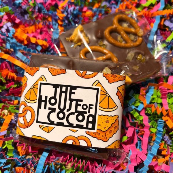 Milk Chocolate with Pretzels Bar